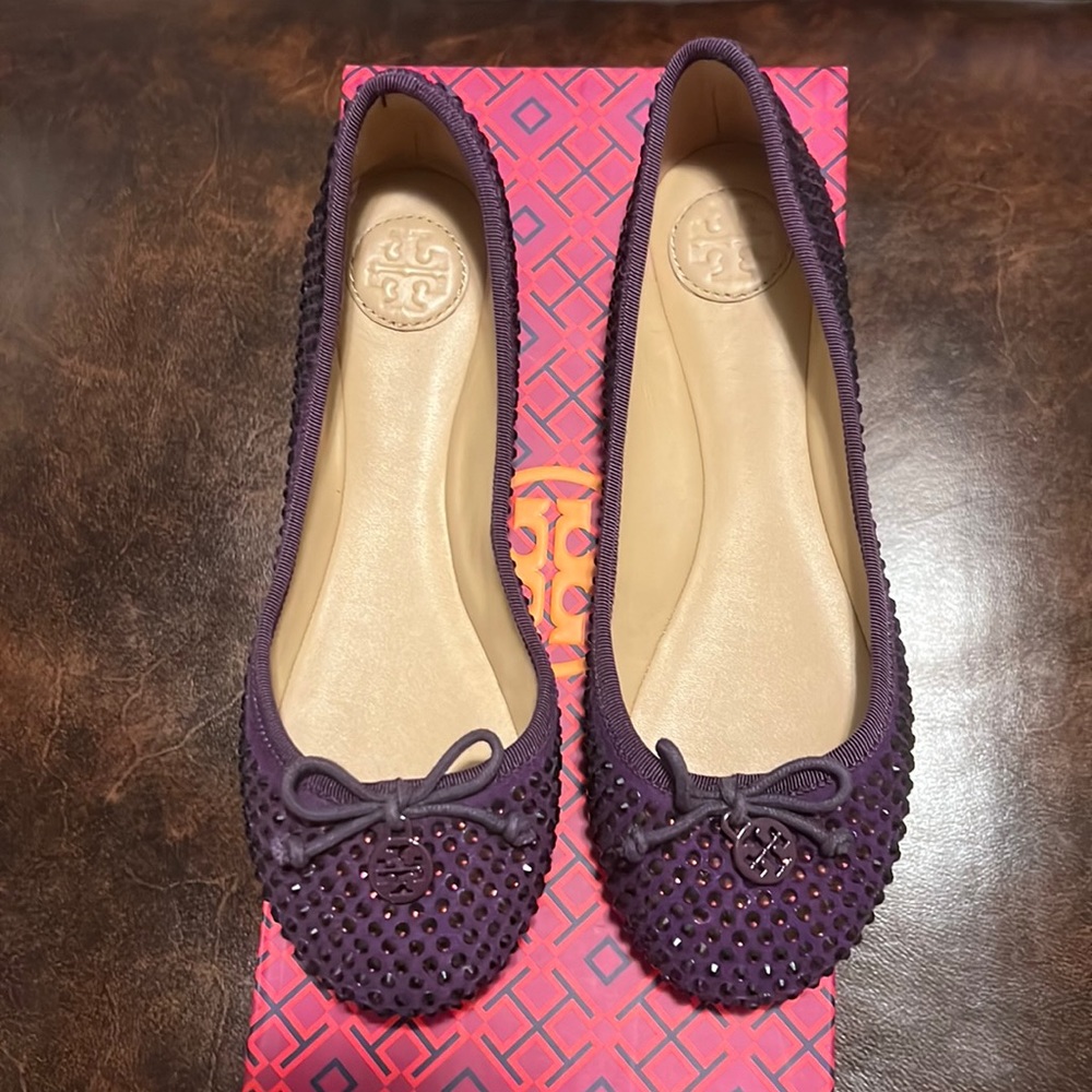Authentic brand new in box Tory Burch purple embellished ballet flats size 5